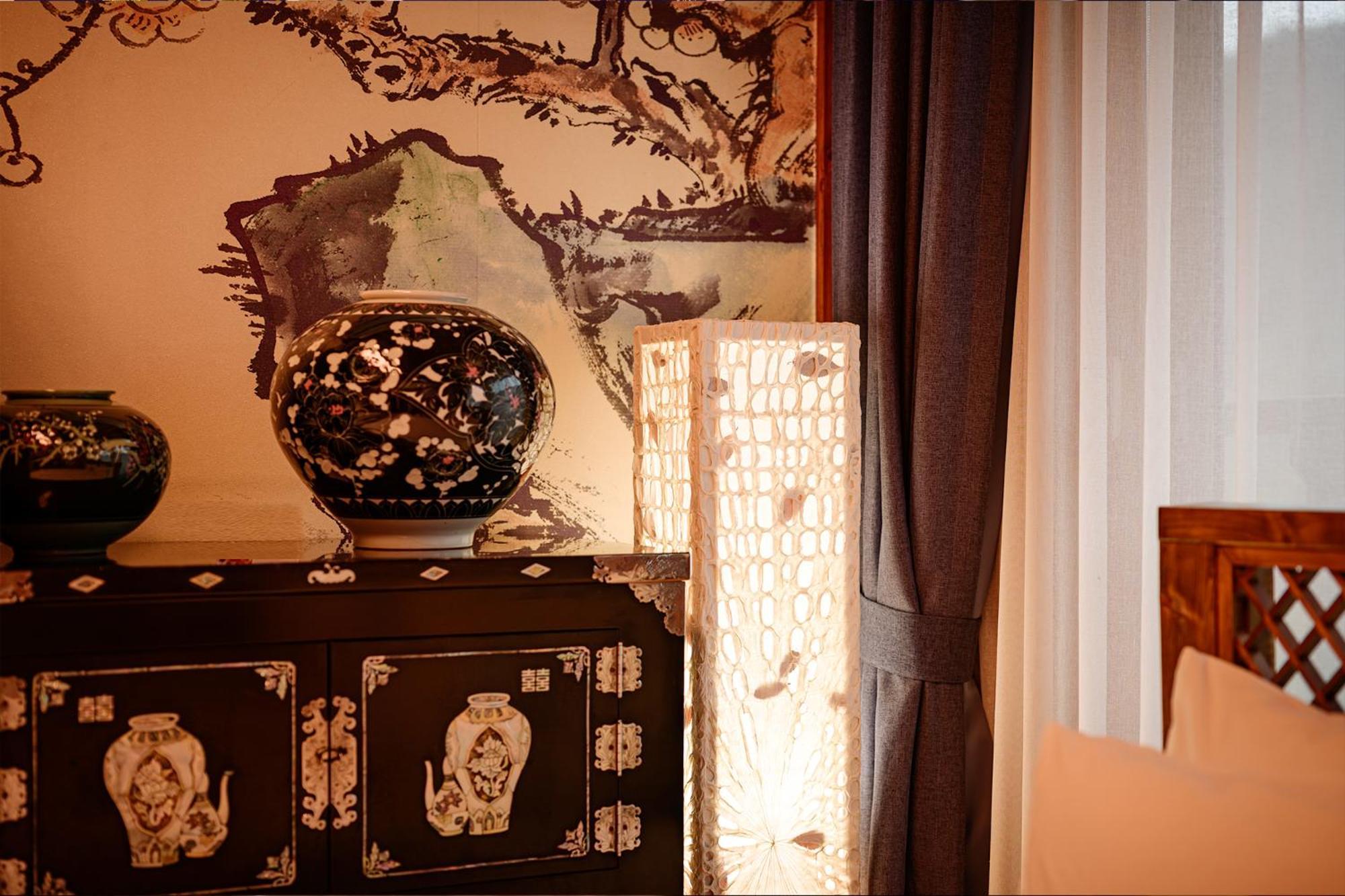 Jeonju Wangyijimil Hanok Hotel Екстериор снимка